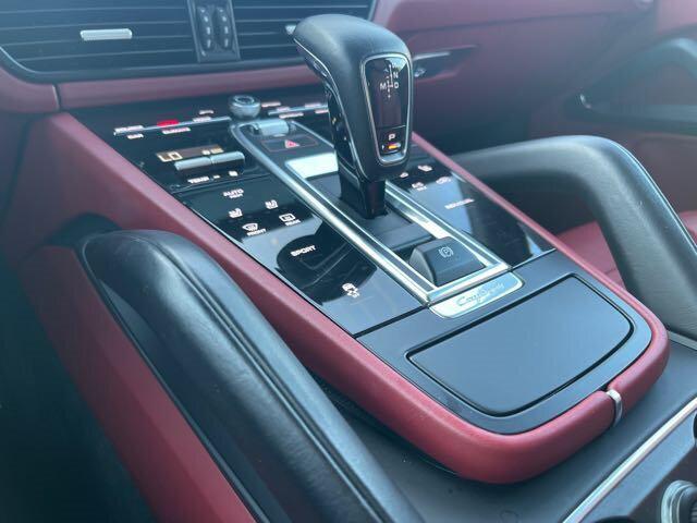 Photo of 2019 Black Porsche Cayenne
