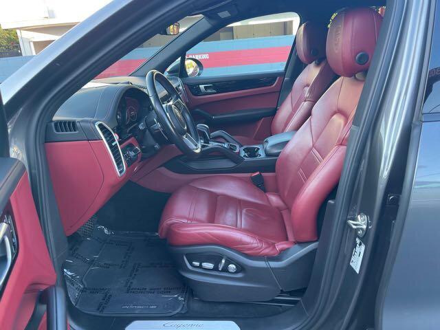 Photo of 2019 Black Porsche Cayenne