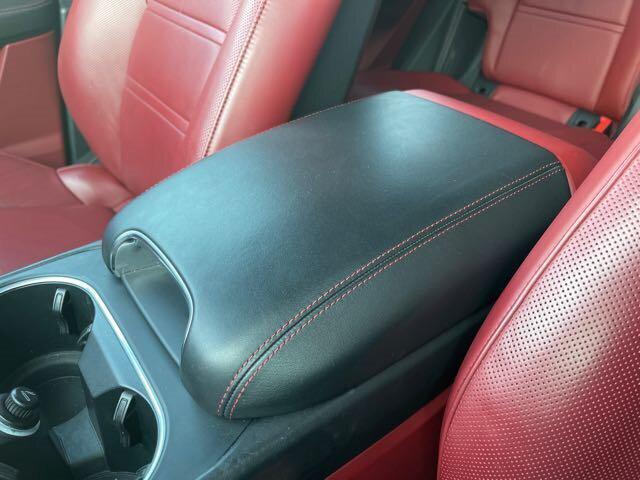 Photo of 2019 Black Porsche Cayenne