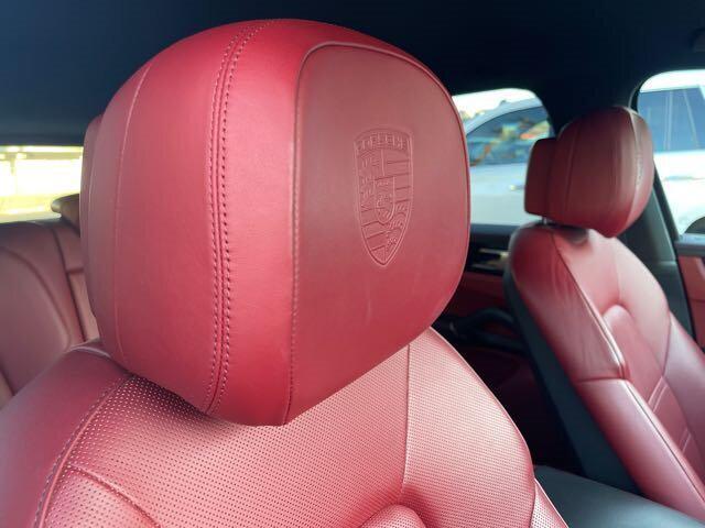 Photo of 2019 Black Porsche Cayenne