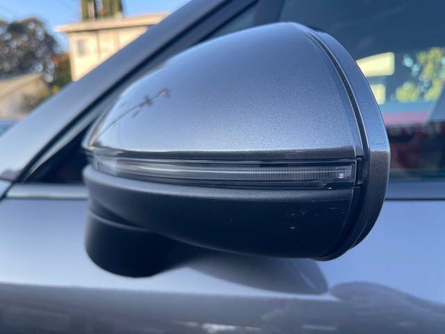 Photo of 2019 Black Porsche Cayenne