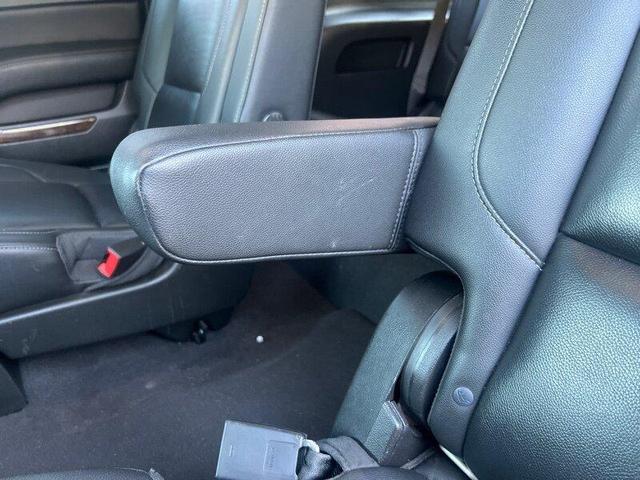 Photo of 2019 White Chevrolet Suburban