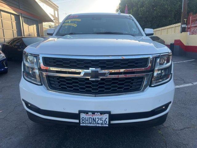 Photo of 2019 White Chevrolet Suburban