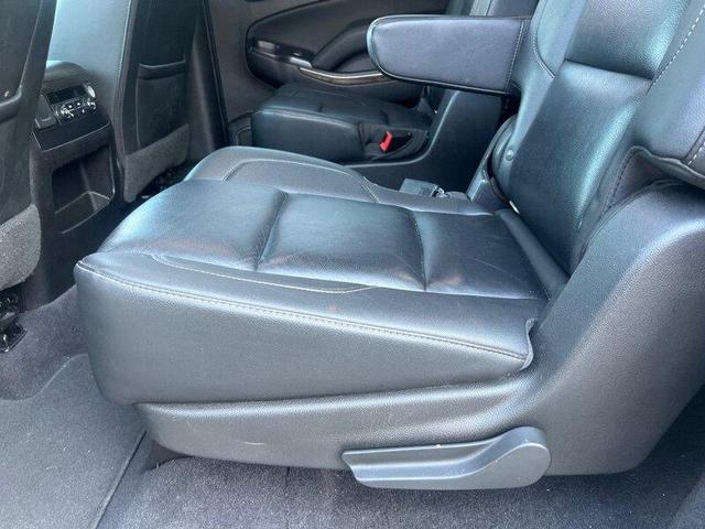 Photo of 2019 White Chevrolet Suburban