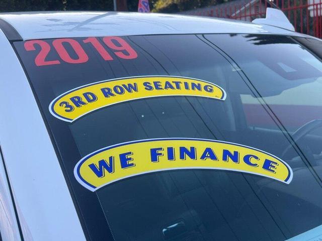 Photo of 2019 White Chevrolet Suburban