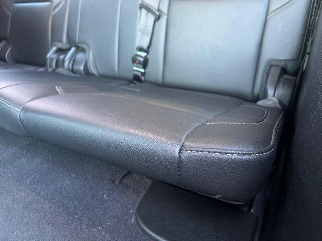 Photo of 2019 White Chevrolet Suburban