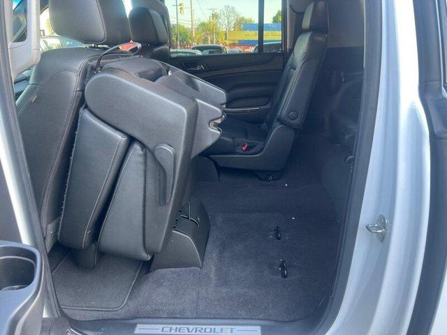 Photo of 2019 White Chevrolet Suburban