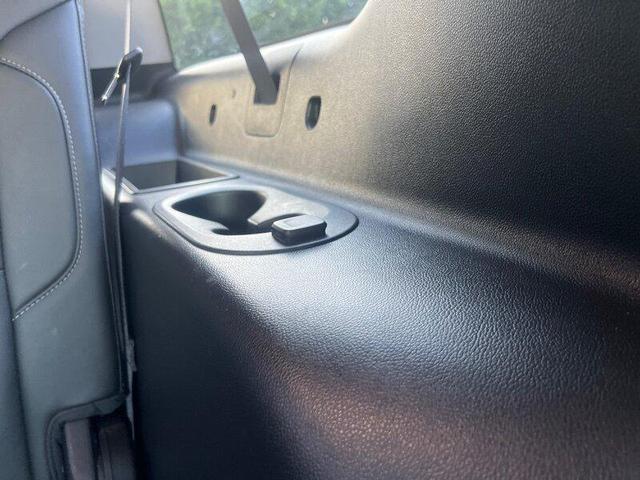 Photo of 2019 White Chevrolet Suburban