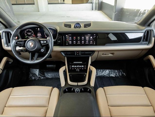 Photo of 2025 White Porsche Cayenne