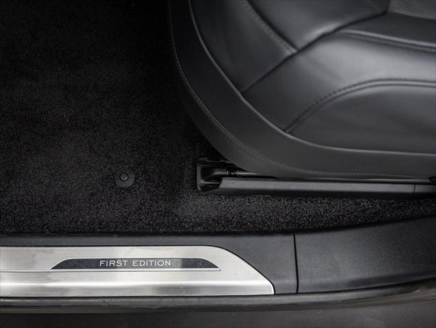 Photo of 2023 Charente Grey Premium Metallic Land Rover Range Rover