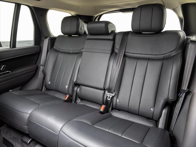 Photo of 2023 Charente Grey Premium Metallic Land Rover Range Rover