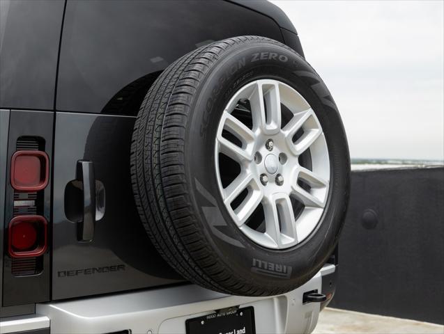 Photo of 2025 Carpathian Gray Metallic Land Rover Defender