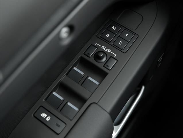 Photo of 2025 Carpathian Gray Metallic Land Rover Defender