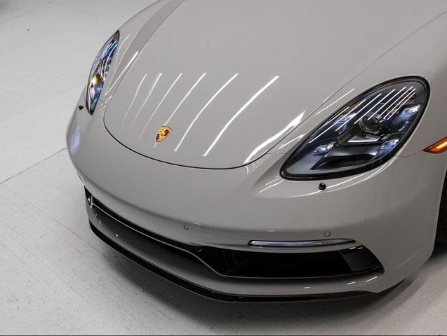 Photo of 2025 Chalk Porsche 718 Cayman