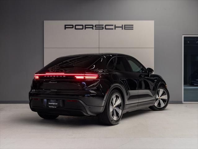 Photo of 2024 Black Porsche Macan