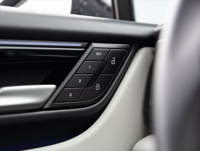 Photo of 2024 Black Porsche Macan
