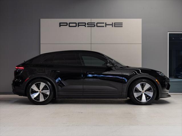 Photo of 2024 Black Porsche Macan