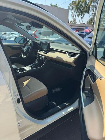 Photo of 2020  Toyota RAV4 Hybrid