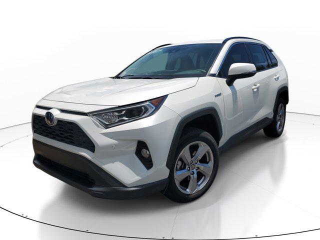 Photo of 2021 Blizzard Pearl Toyota RAV4 Hybrid