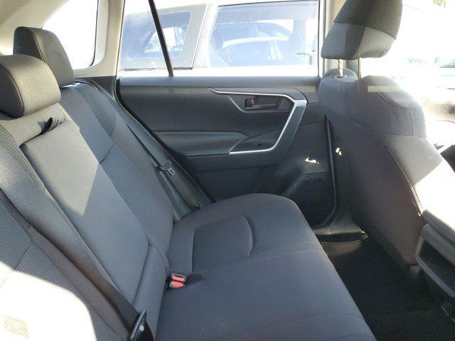 Photo of 2020 Super White Toyota RAV4