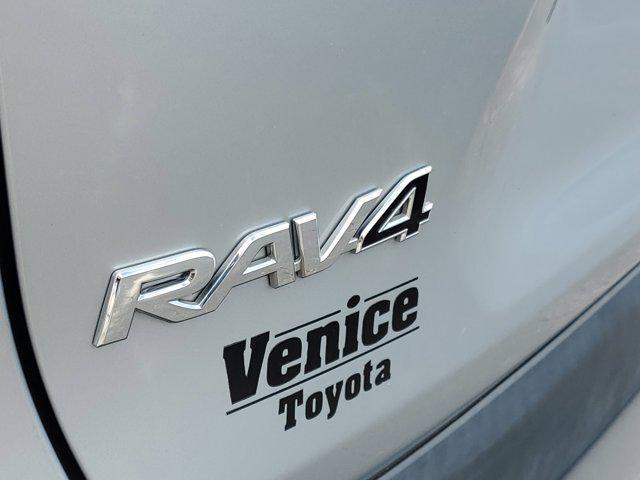 Photo of 2022 Silver Sky Metallic Toyota RAV4