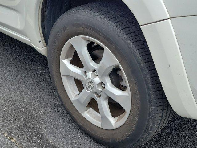Photo of 2012 Blizzard Pearl Toyota RAV4