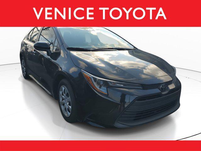 Photo of 2024 Midnight Black Metallic Toyota Corolla