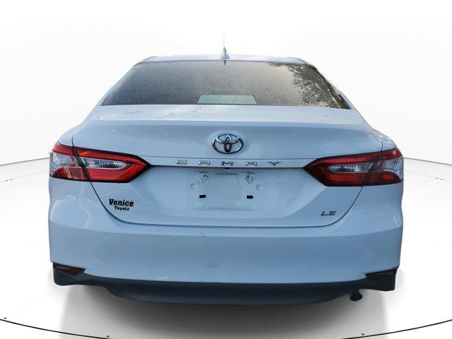 Photo of 2019 Super White Toyota Camry