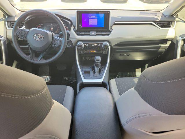 Photo of 2023 Ice Cap Toyota RAV4