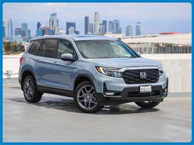 Photo of 2023 Sonic Gray Pearl Honda Passport