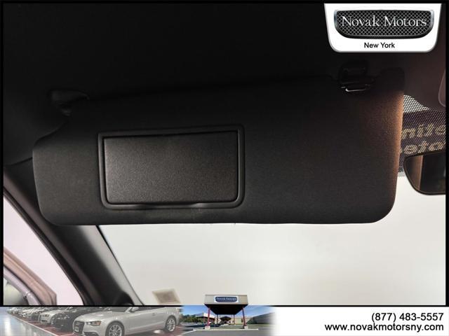 Photo of 2022 Gray Honda Passport