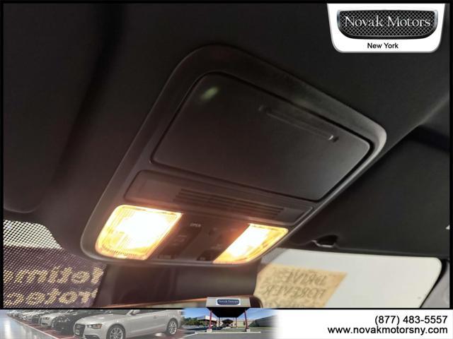 Photo of 2022 Gray Honda Passport