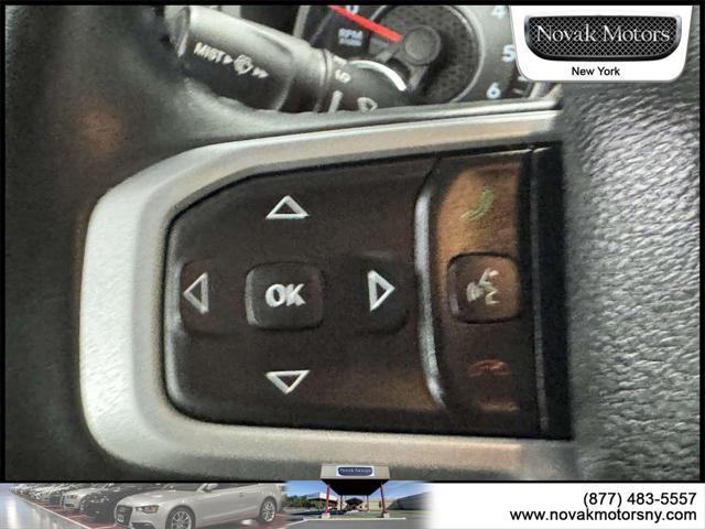 Photo of 2022 Bright White Clearcoat RAM 1500