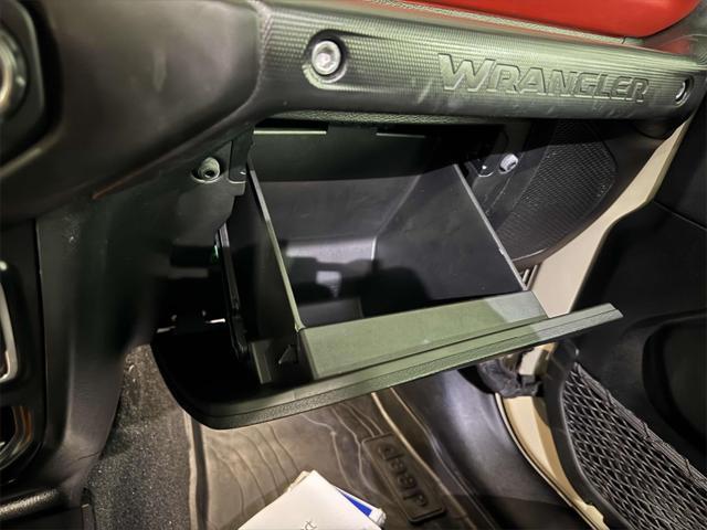 Photo of 2022 Limited Edition Gobi Clearcoat Jeep Wrangler Unlimited