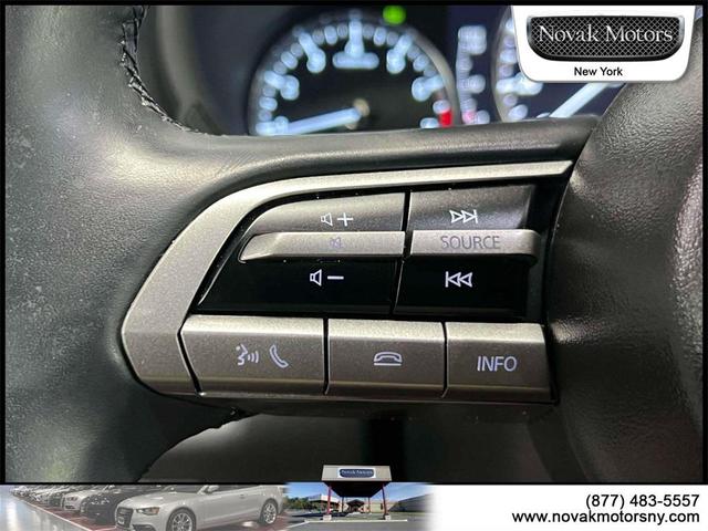 Photo of 2022 Snowflake White Pearl Mica Mazda CX-30