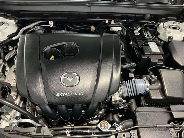 Photo of 2022 Snowflake White Pearl Mica Mazda CX-30