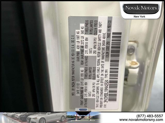 Photo of 2022 Snowflake White Pearl Mica Mazda CX-30