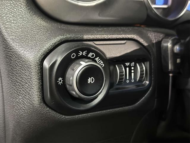 Photo of 2020 Black Clearcoat Jeep Wrangler Unlimited