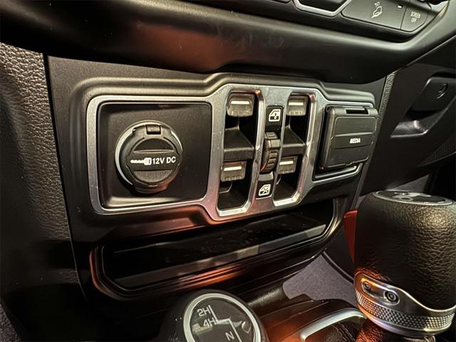 Photo of 2020 Black Clearcoat Jeep Wrangler Unlimited