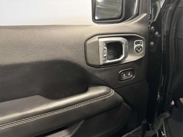 Photo of 2020 Black Clearcoat Jeep Wrangler Unlimited