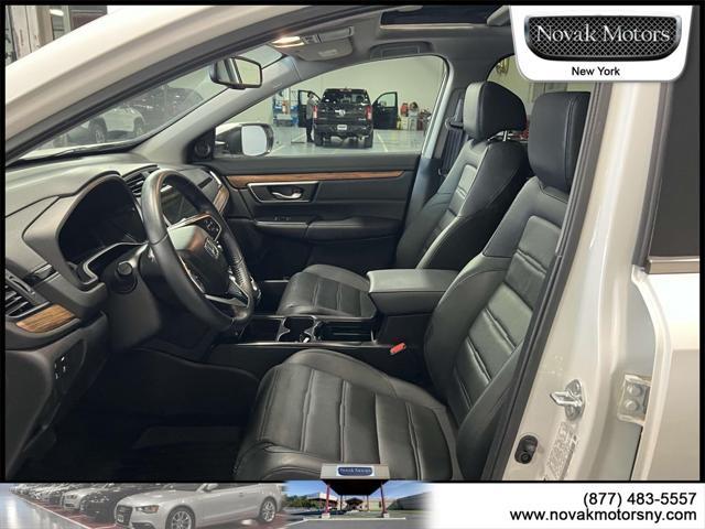 Photo of 2022 White Honda CR-V