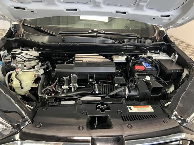 Photo of 2022 White Honda CR-V