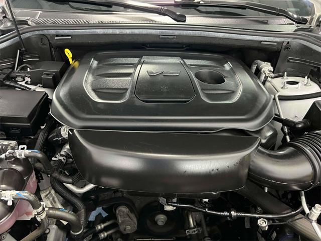 Photo of 2022 Bright White Clearcoat Jeep Grand Cherokee