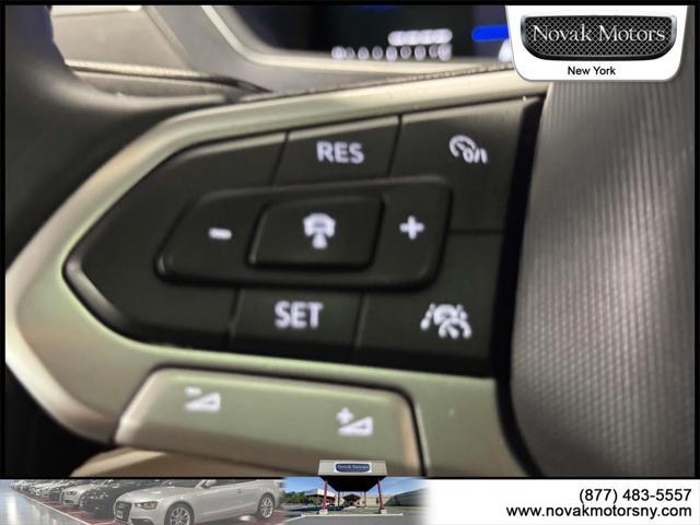 Photo of 2022 Blue Volkswagen Tiguan