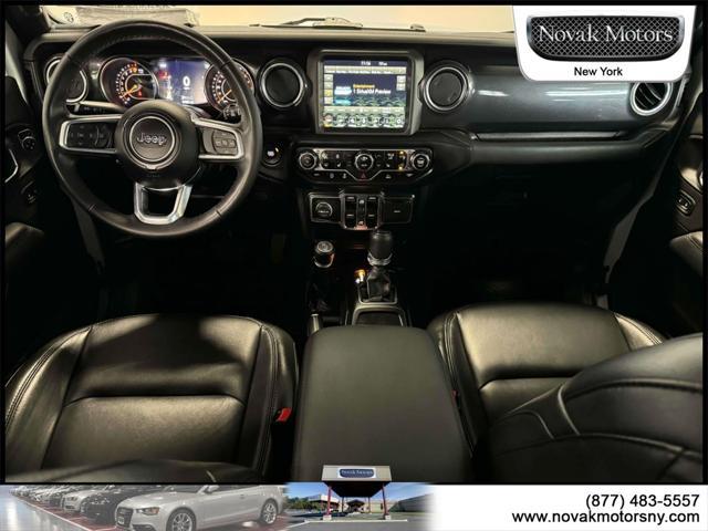 Photo of 2022 Silver Zynith Clearcoat Jeep Wrangler Unlimited