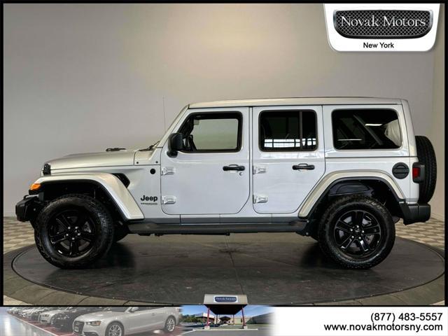 Photo of 2022 Silver Zynith Clearcoat Jeep Wrangler Unlimited