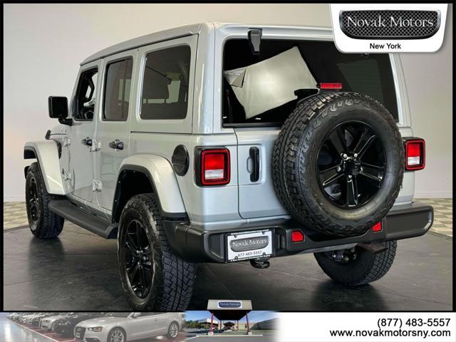 Photo of 2022 Silver Zynith Clearcoat Jeep Wrangler Unlimited