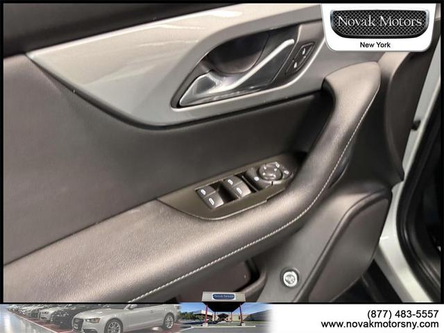 Photo of 2020 Silver Ice Metallic Chevrolet Blazer