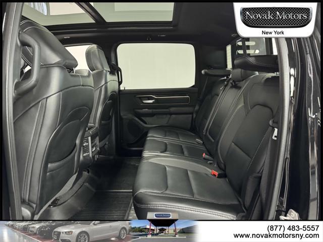 Photo of 2022 Diamond Black Crystal Pearlcoat RAM 1500