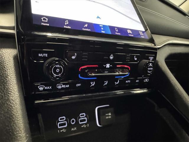 Photo of 2022 Velvet Red Pearlcoat Jeep Grand Cherokee